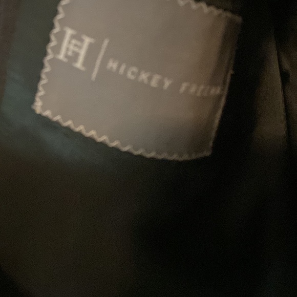 Hickey Freeman grey pinstriped suit.  Excellent condition and well maintained. - Picture 4 of 7